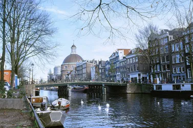 140-000430470010.jpg